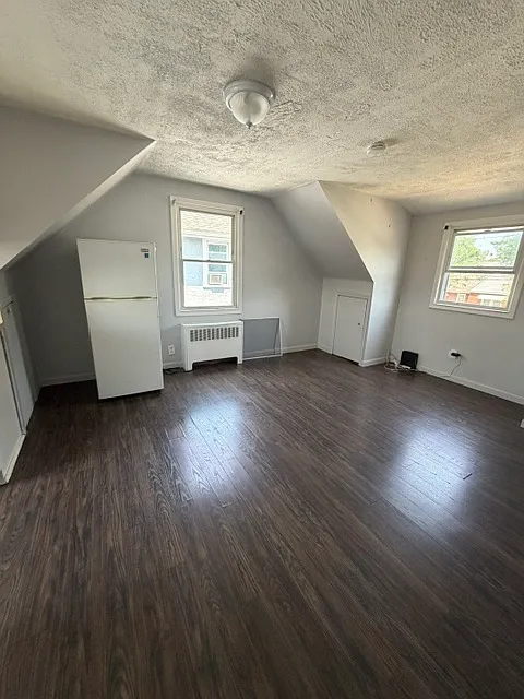 1 bed, $2,000 — Photo 2