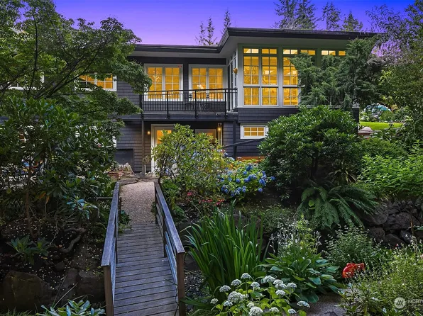 8116 Overlake Drive W, Medina, WA 98039