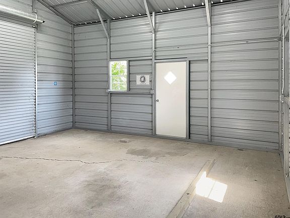 5th image of 1400 Shoreline Cir