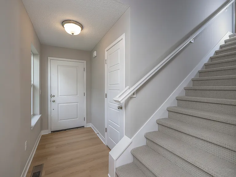 8753 SW Brickell Dr — Photo 3