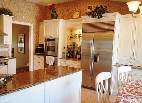 5th image of 112 Ursula Dr