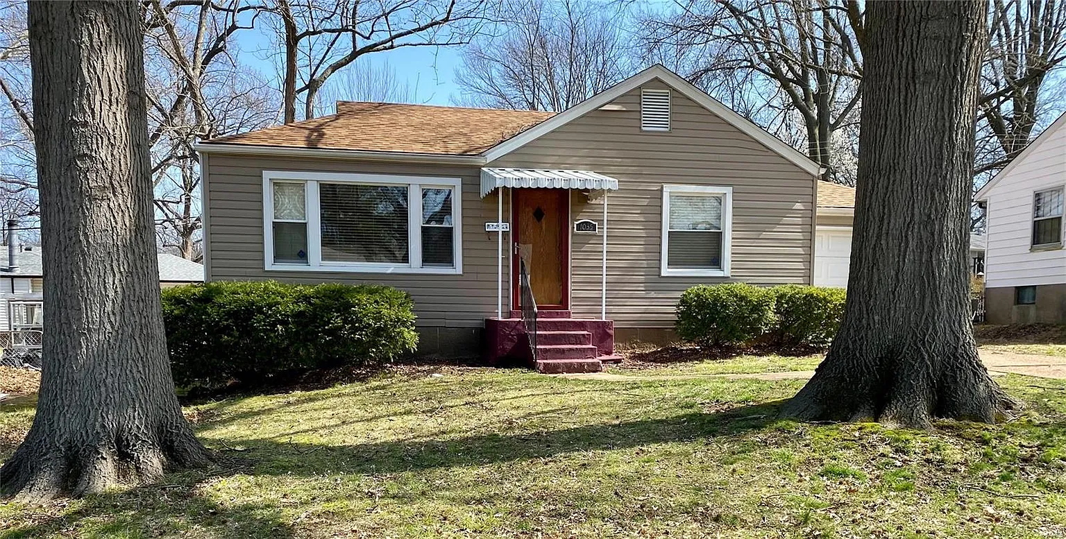 1035 Addison Dr photo 1