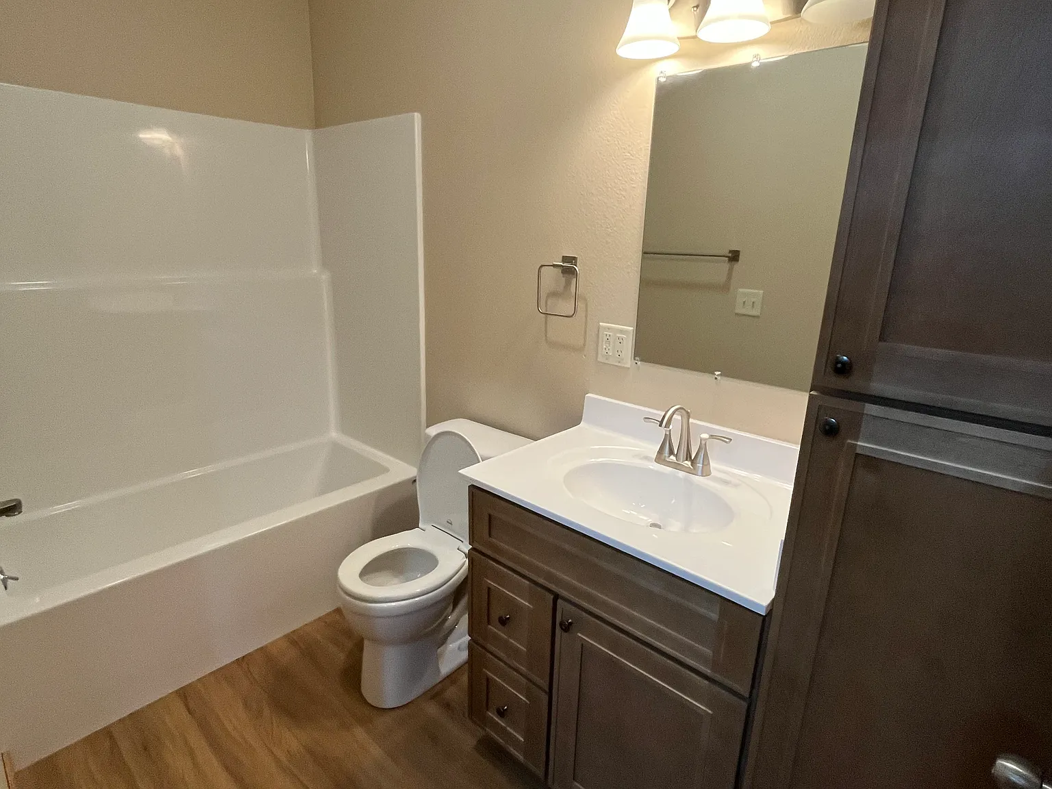1 bed, 850 sqft, $920 — Photo 4