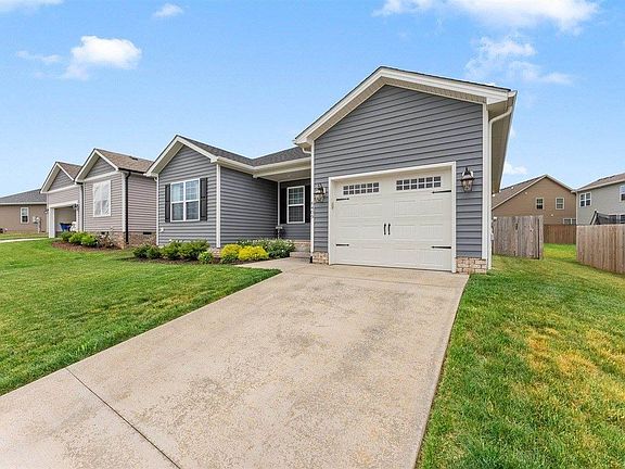 3rd image of 6409 Night Horse Cir