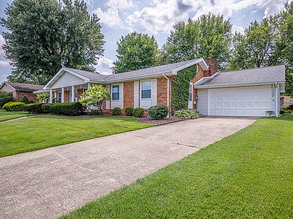 2nd image of 7010 Pinehurst Dr