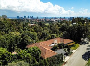 680 Sarbonne Rd, Los Angeles, CA 90077