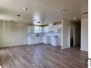 831 E 83rd St #3, Los Angeles, CA 90001