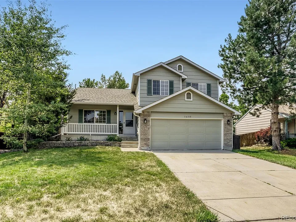 1633 Deerwood Dr