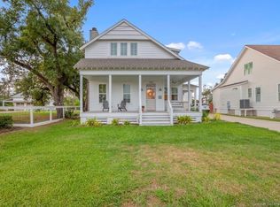 1720 Barbe St, Lake Charles, LA 70601