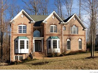 2618 Royal Crest Dr, Midlothian, VA 23113