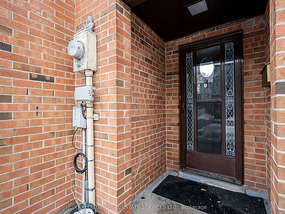 2nd image of 25 Briar Path