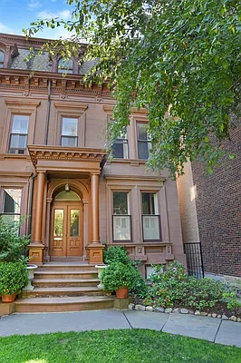 Sold by Corcoran | media 8