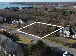 23 Briana Ct, East Moriches, NY 11940