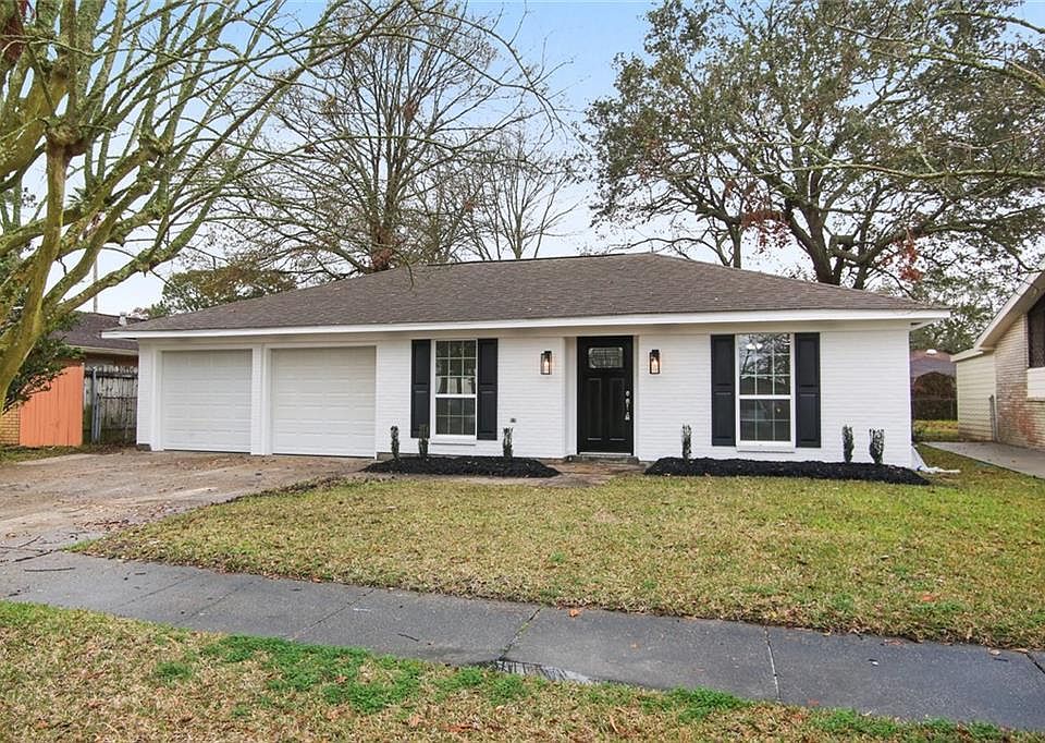 1st image of 712 Heritage Ave