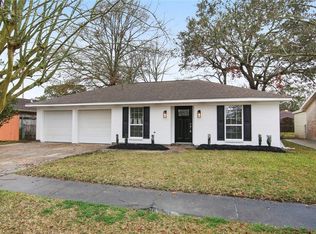 712 Heritage Ave, Gretna, LA 70056