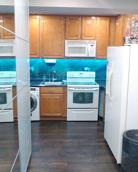 KITCHEN WASHER AND DRYER IN1