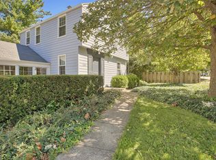 1306 W John St, Champaign, IL 61821