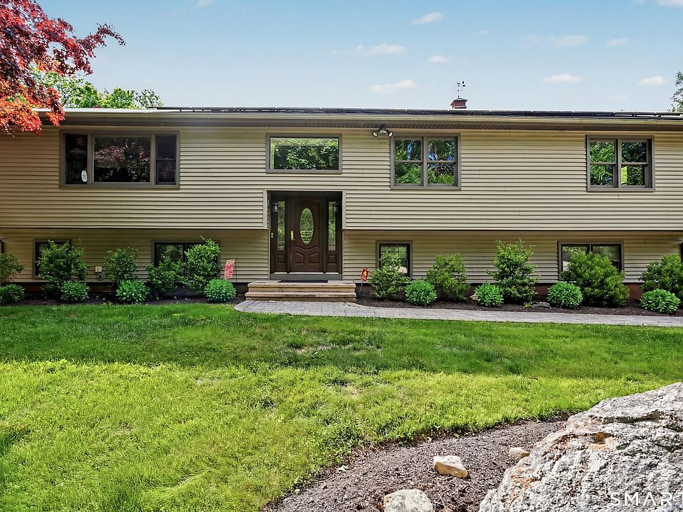 1st image of 632 Wheelers Farm Road