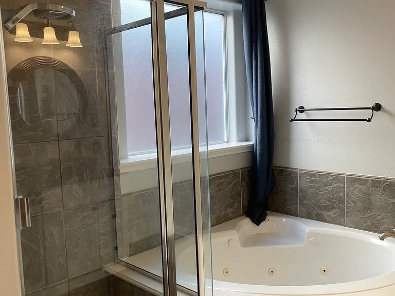 10927 Barker Grove Ln — Photo 18