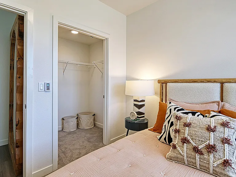 Terrace Station Apartments — Photo 27