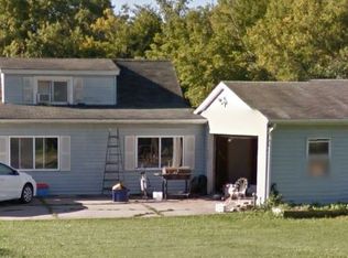 2122 Orpington Dr, Troy, MI 48083