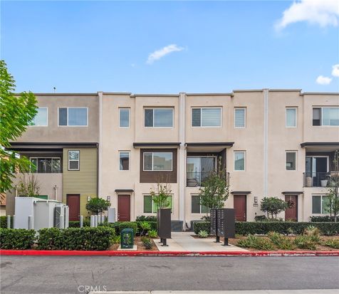 18443 W Montage Ln, Northridge, CA 91325