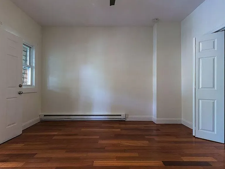 320 Warren St #2 — Photo 24
