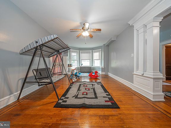 4th image of 322 Shadeland Ave