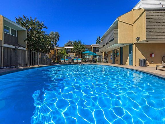 3rd image of 6867 Golfcrest Dr #59