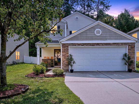 2nd image of 2811 Skybrook Ln