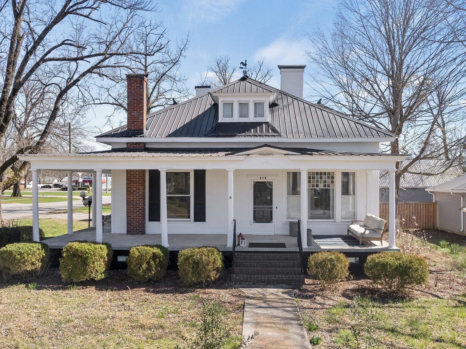 316 E Grundy St, Tullahoma, TN 37388 Zillow
