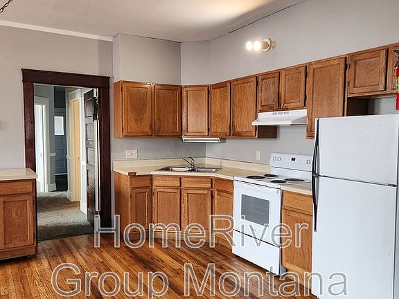2nd image of 538 S 3rd St W