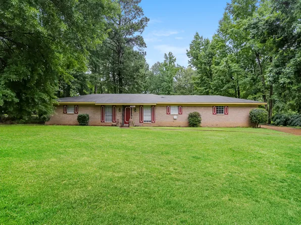 5642 Brentwood Dr, Jackson, MS 39211
