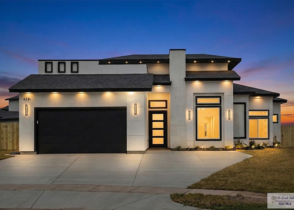 1st image of 125 Finch Dr