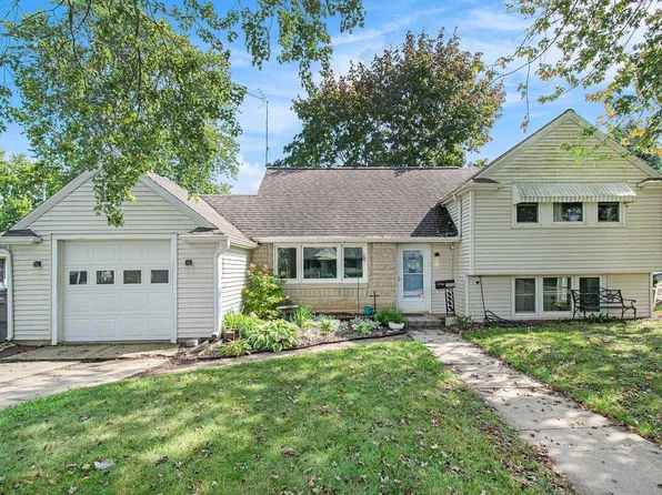 305 Morningside Dr, Nappanee, IN 46550