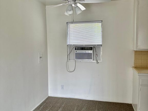 5th image of 540 N Clybourn Ave APT D