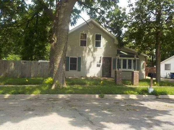 1122 1st St NW, Faribault, MN 55021