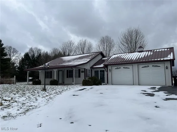 2005 McClosky Rd, Columbiana, OH 44408