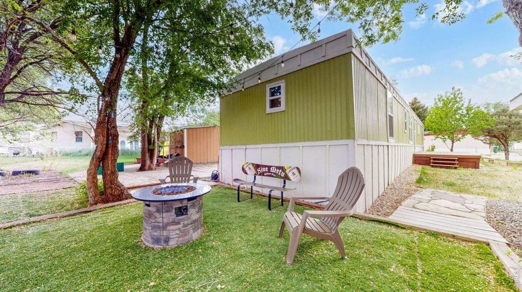 2500 E Harmony Rd #18