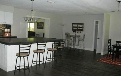 5th image of 283 SW Aurora Way