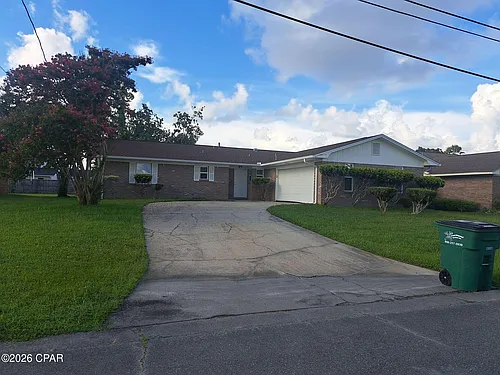 5921 Howard Rd Photo 1