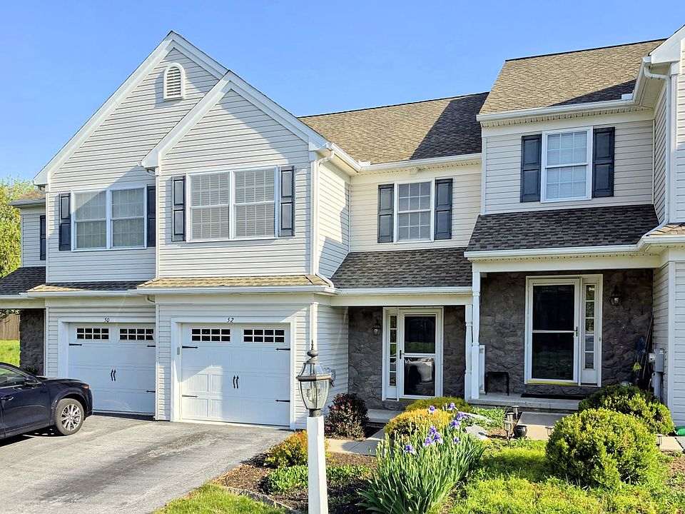 1st image of 52 Bradford Dr