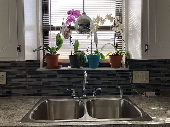 5th image of 4904 NW Smith Ave