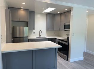 4005 Crest Dr, Manhattan Beach, CA 90266