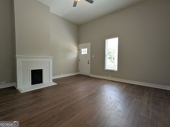 3rd image of 305 Burson Ave