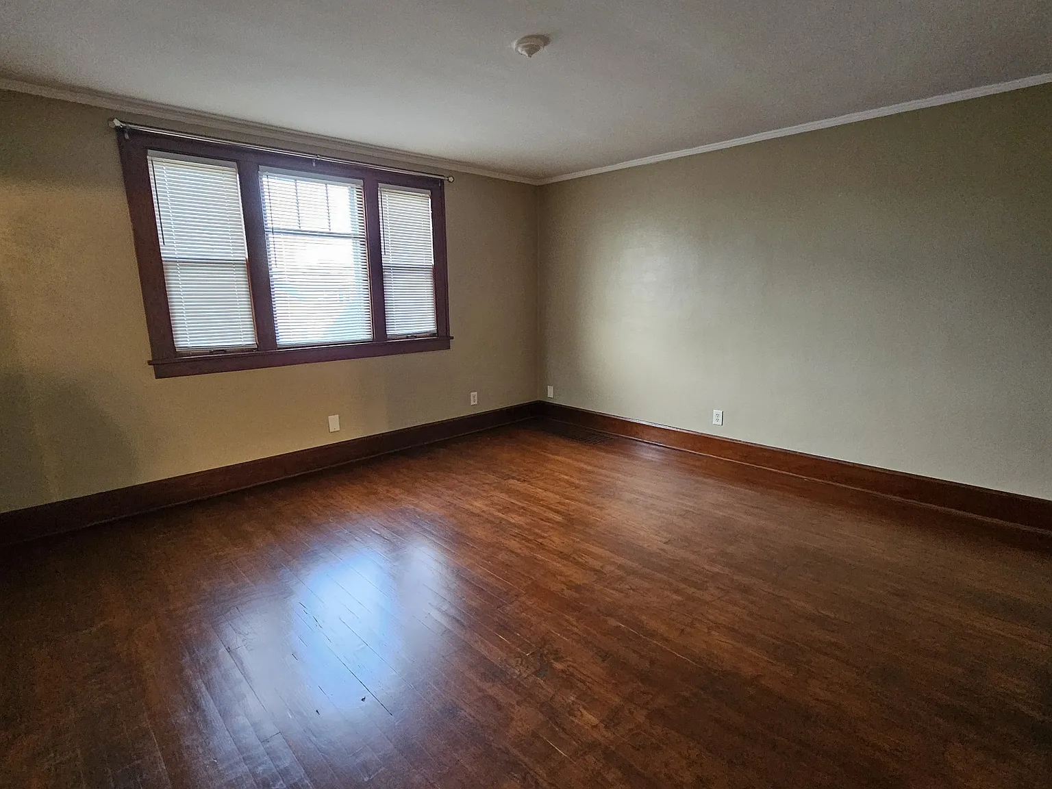 2 bed, 748 sqft, $1,150 — Photo 3