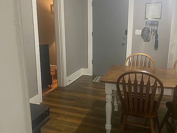 5th image of 306 N Franklin St