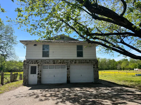 1706 1/2 East St, Miami, OK 74354