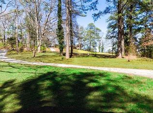 2770 Hogan Rd, East Pt, GA 30344