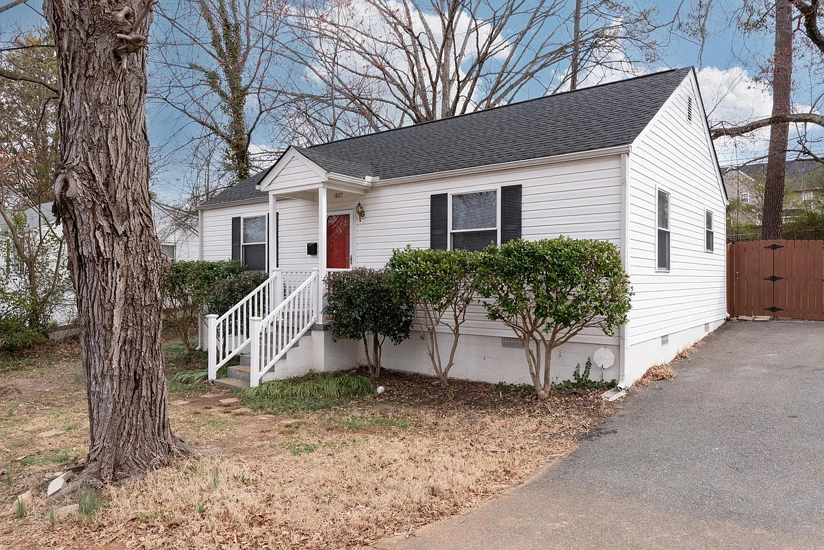 Building Photo - 1609 Glenside Dr